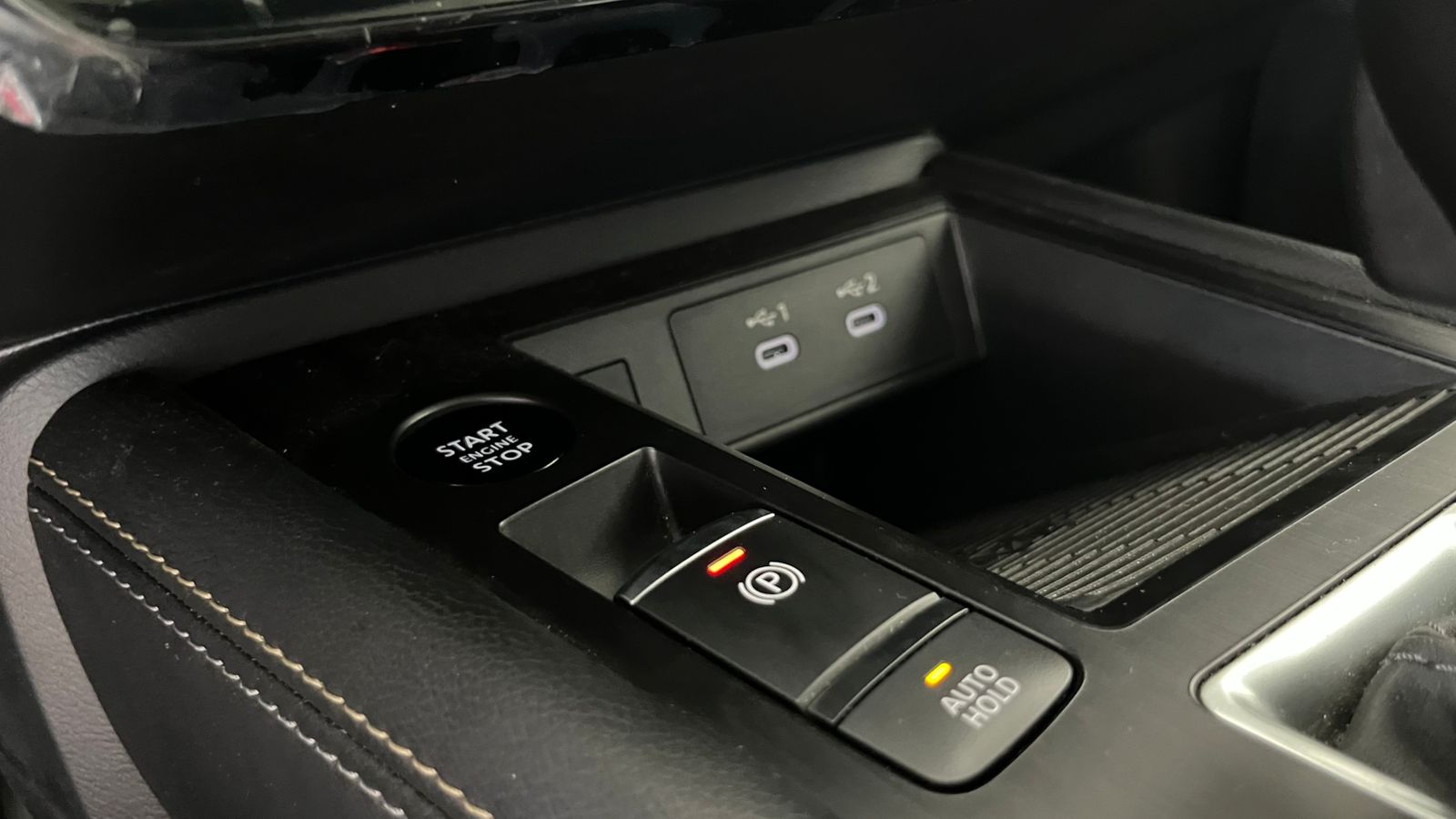 2025 Nissan Kicks 2.0 Platinum At