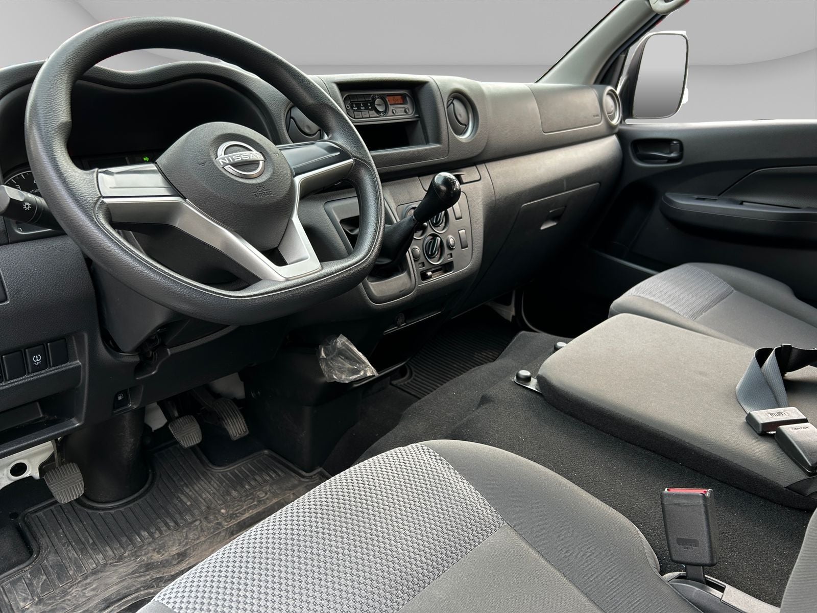 2025 Nissan Urvan 2.5 Panel Amplia AA Mt