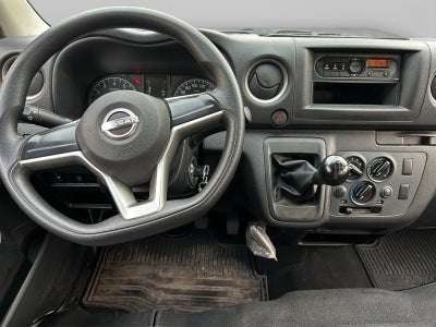 2025 Nissan Urvan 2.5 Panel Amplia AA Mt