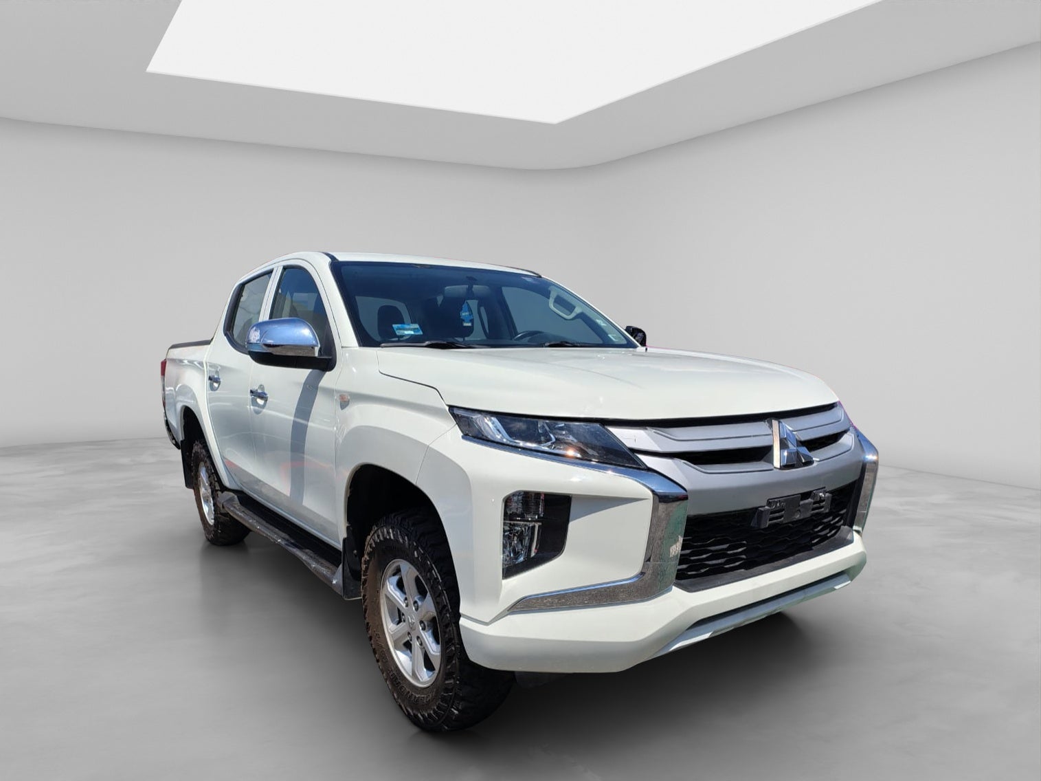 2023 Mitsubishi L200 2.4 Glx Cabina Doble 4x4 Diesel Mt