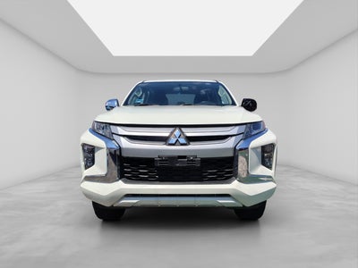 2023 Mitsubishi L200 2.4 Glx Cabina Doble 4x4 Diesel Mt