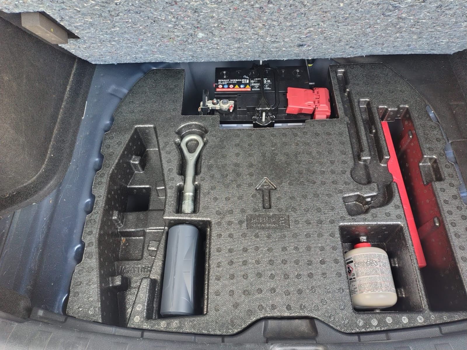 2023 Nissan Kicks E-Power Platinum