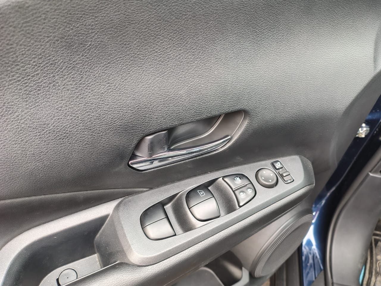 2025 Nissan Kicks E-Power Platinum At