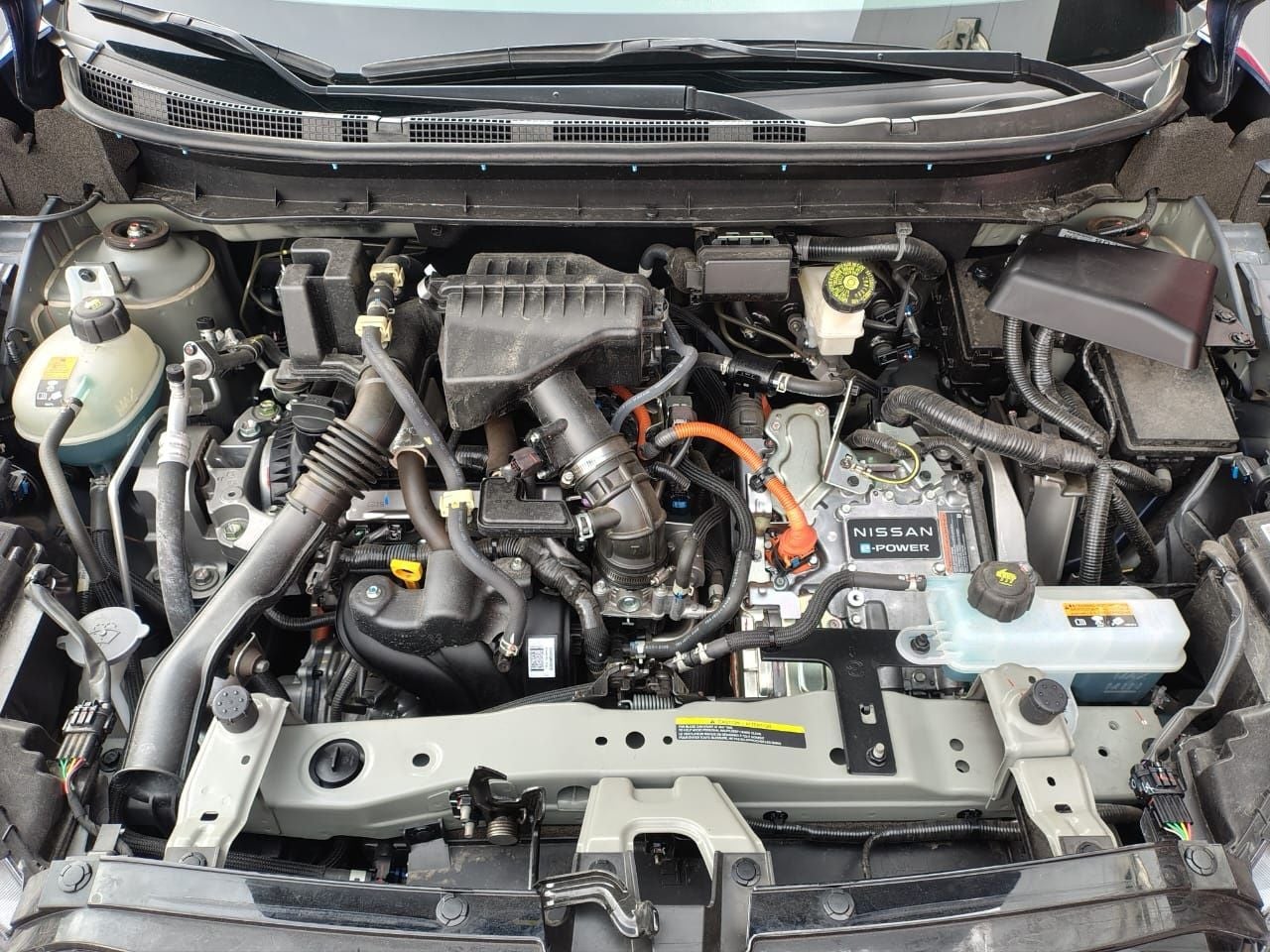 2025 Nissan Kicks E-Power Platinum At