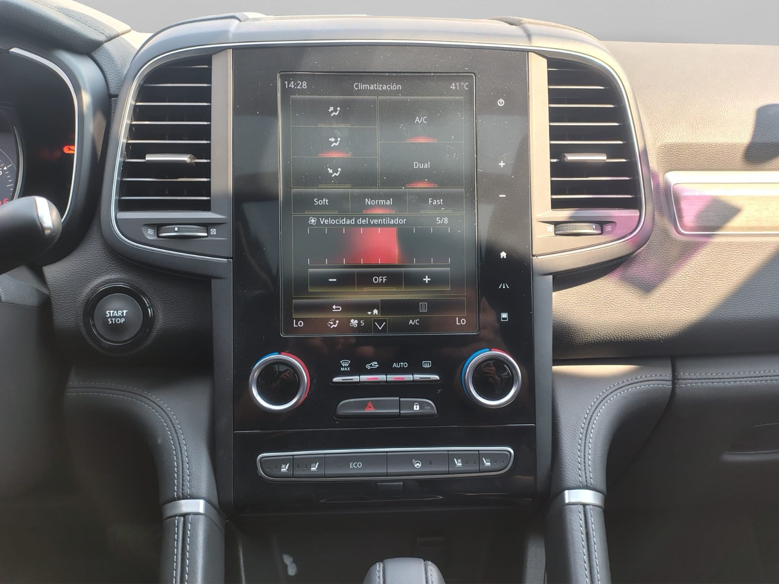 2024 Renault Koleos 2.5 Iconic At