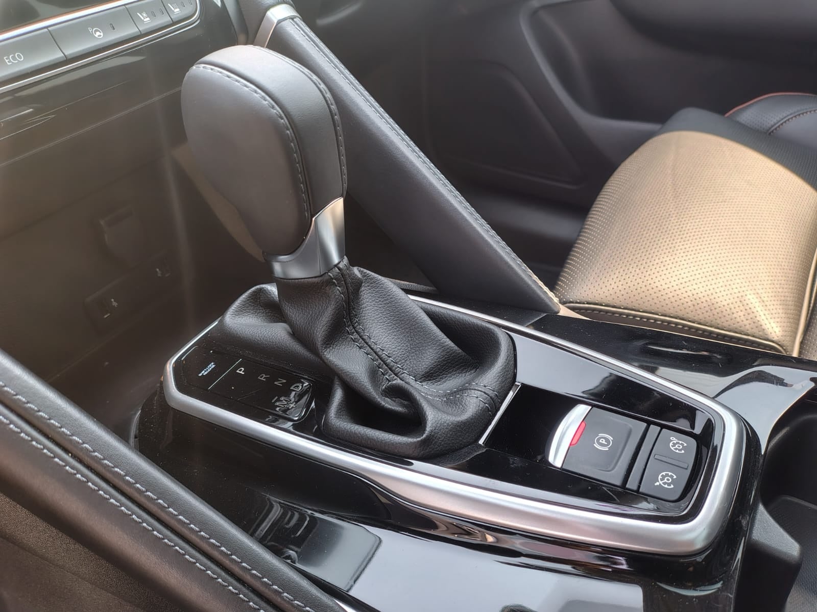 2024 Renault Koleos 2.5 Iconic At