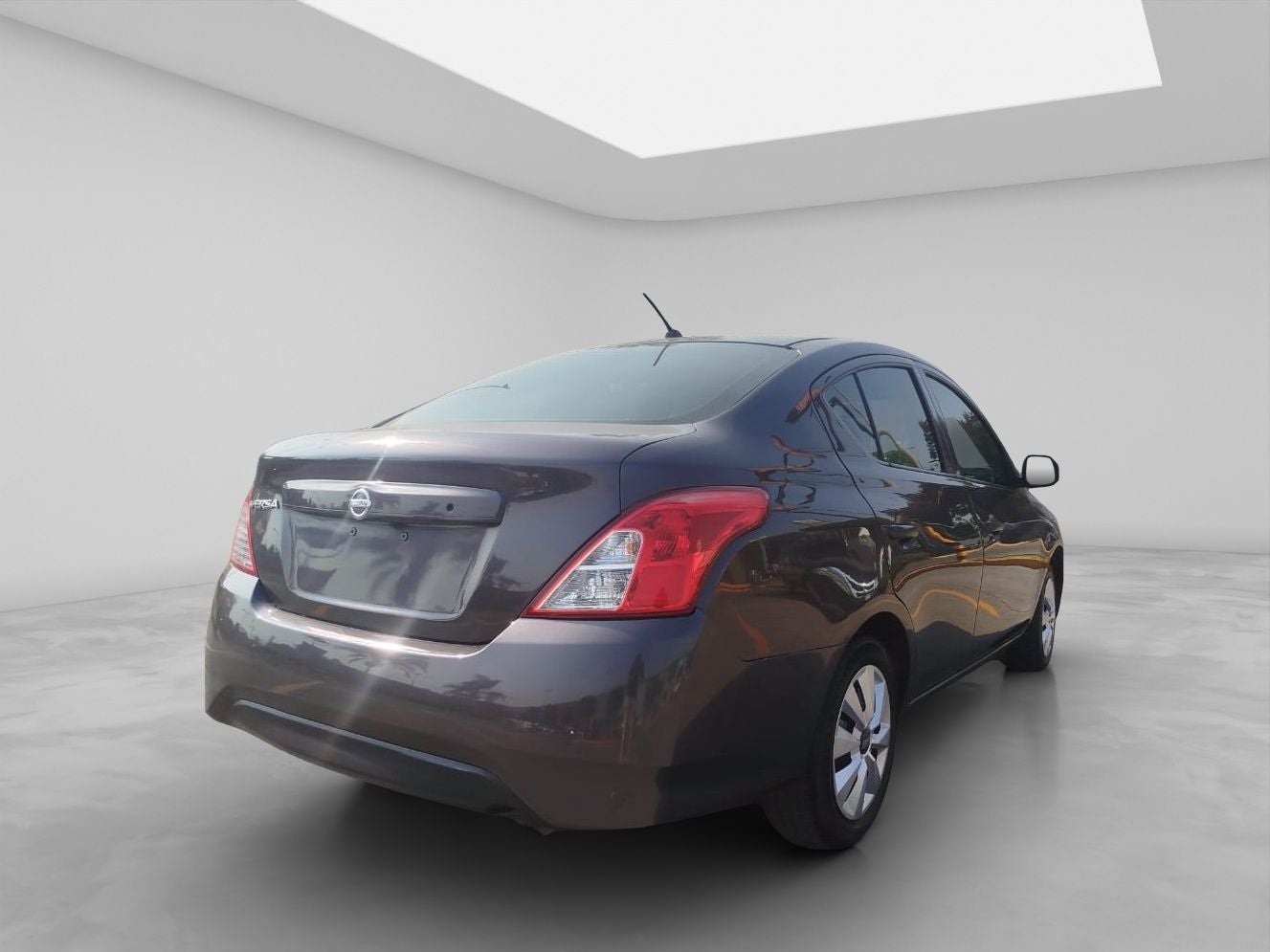 2020 Nissan V-Drive 1.6 A/C Mt