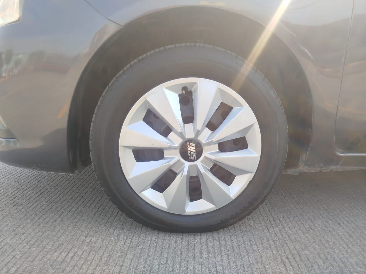 2020 Nissan V-Drive 1.6 A/C Mt