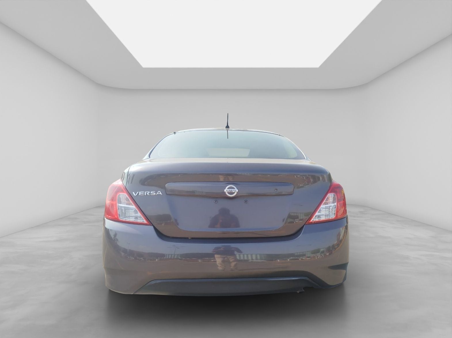 2020 Nissan V-Drive 1.6 A/C Mt