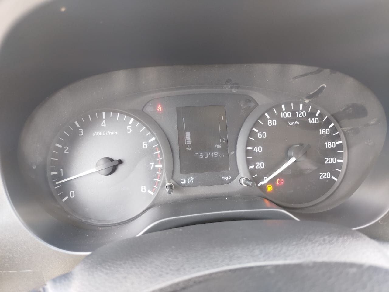 2020 Nissan NP300 Doble Cabina 2.5 SE Paq Seguridad Mt