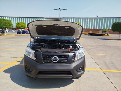 2020 Nissan NP300 Doble Cabina 2.5 SE Paq Seguridad Mt