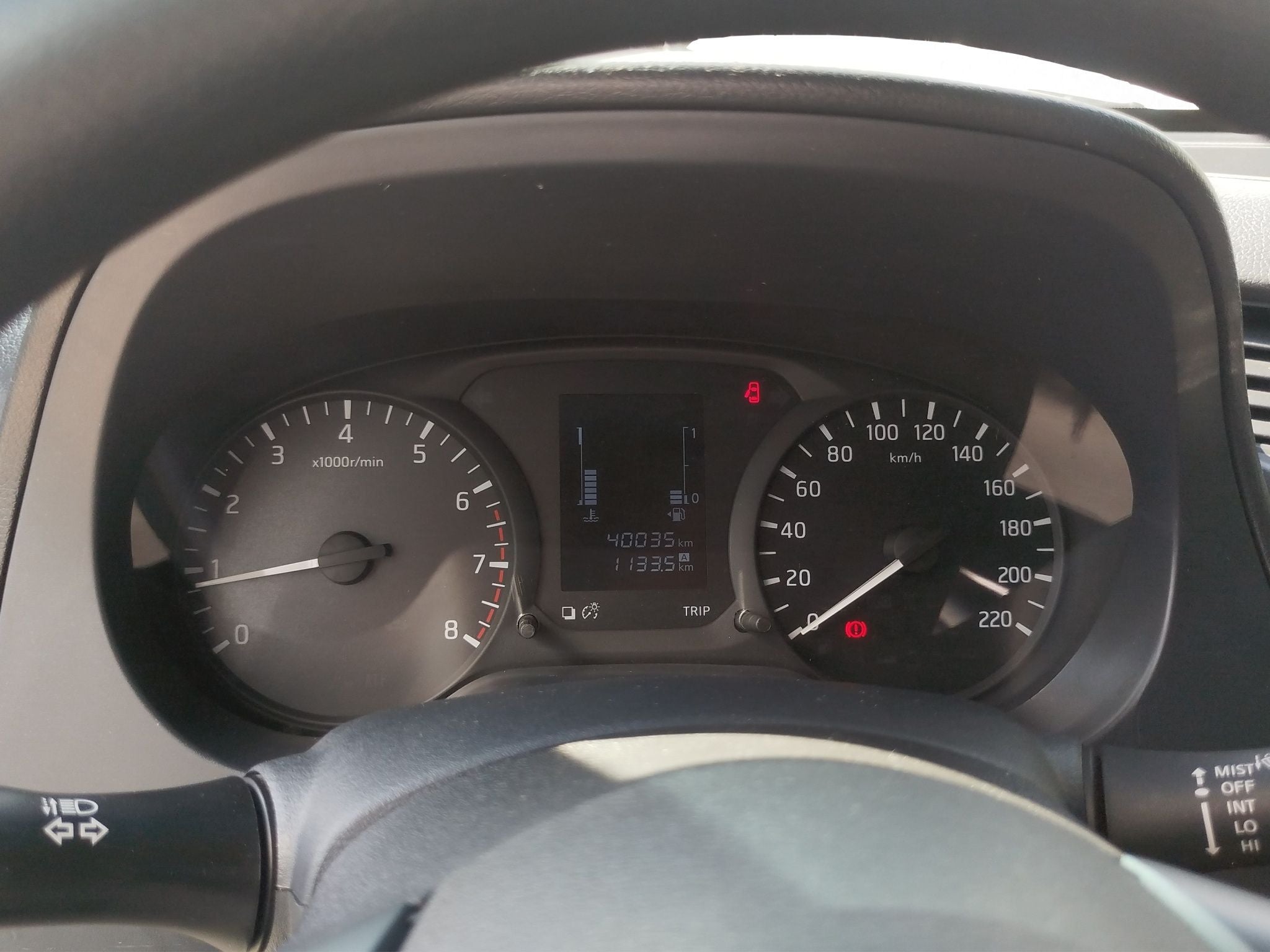 2024 Nissan NP300 2.5 Chasis AC Mt