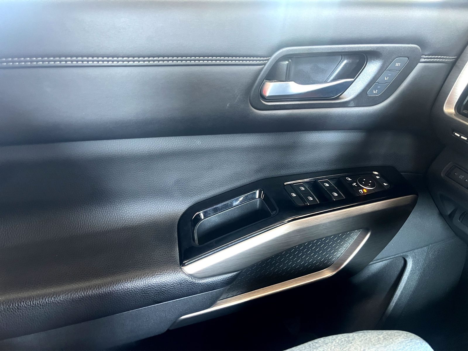 2023 Nissan Pathfinder 3.5 Exclusive At