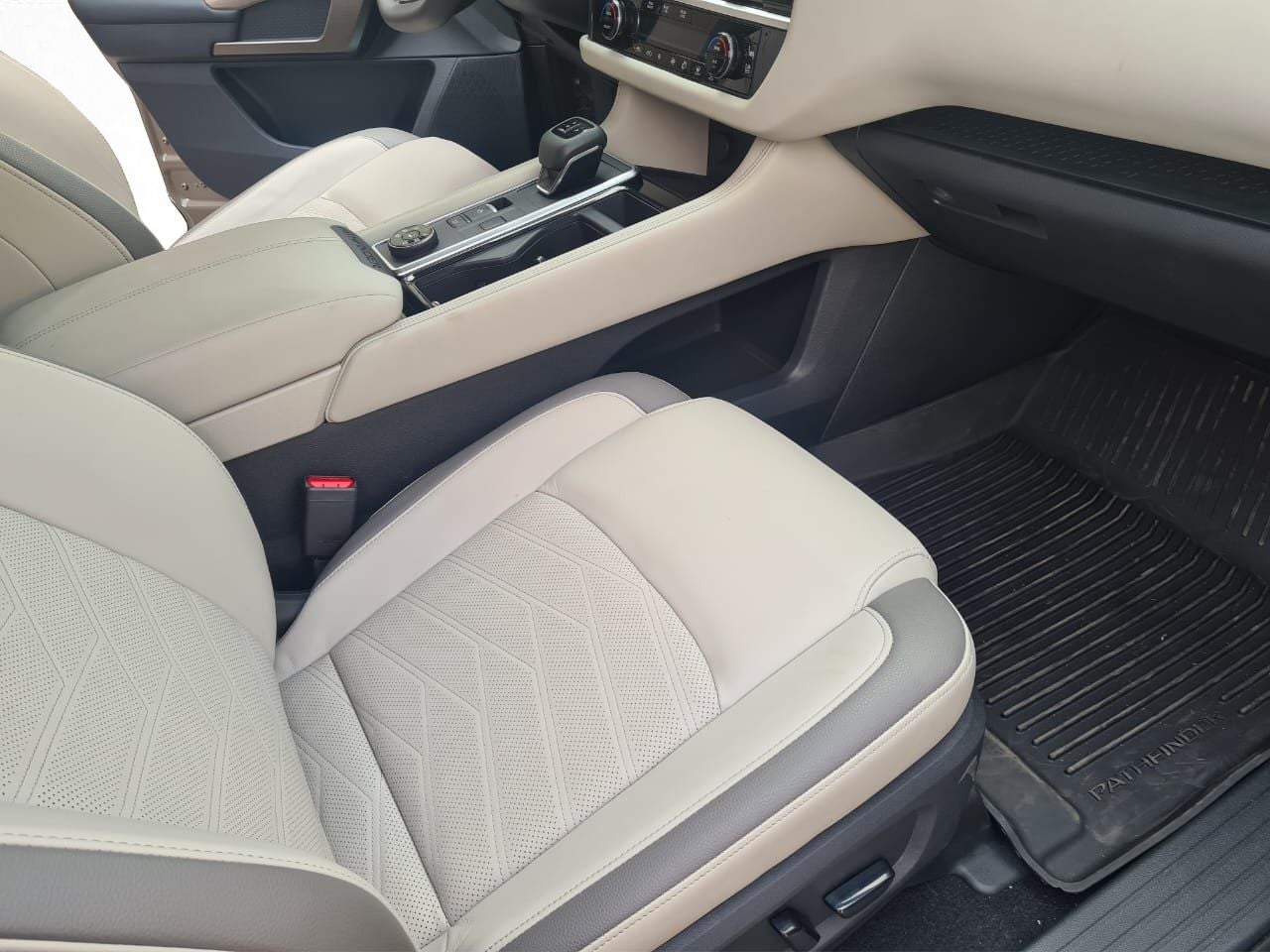 2024 Nissan Pathfinder 3.5 Platinum At