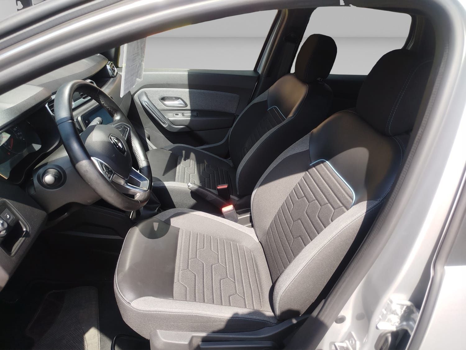 2023 Renault Duster 1.3 Iconic At