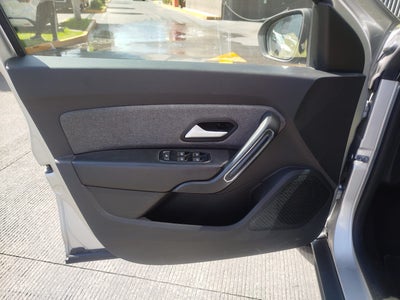 2023 Renault Duster 1.3 Iconic At