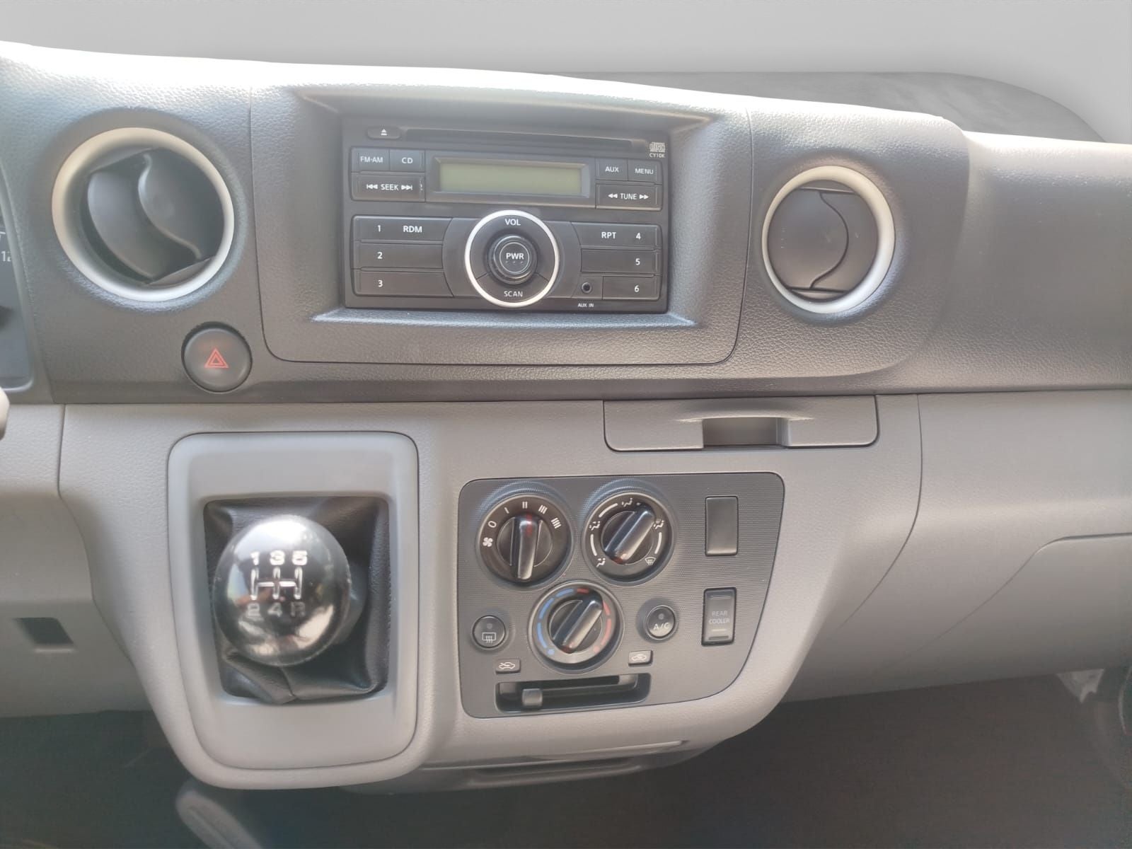 2020 Nissan Urvan 2.5 15 Pas Amplia Aa Mt