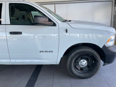 2022 RAM 1500 SLT Trabajo Crew Cab