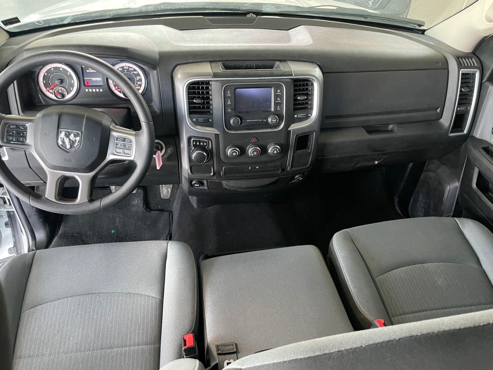 2022 RAM 1500 SLT Trabajo Crew Cab