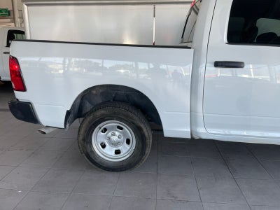 2022 RAM 1500 SLT Trabajo Crew Cab