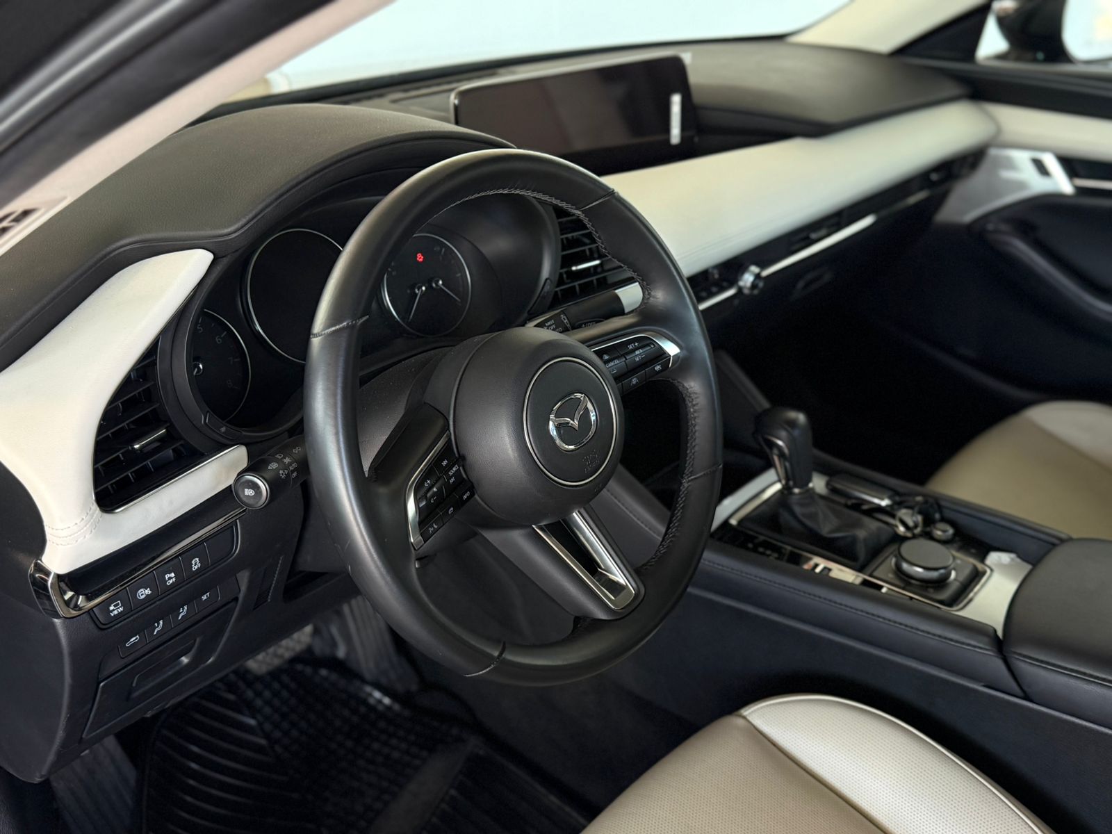 2025 Mazda Mazda 3 2.5 Signature Sedan At