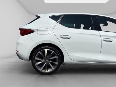 2022 Seat Leon 1.4 Style L4 150 HP At