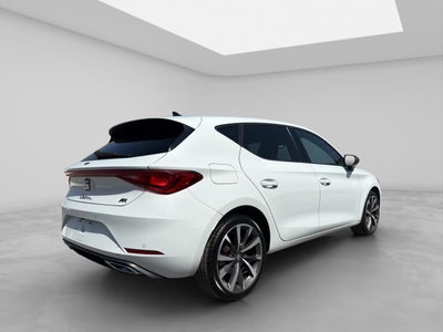 2022 Seat Leon 1.4 Style L4 150 HP At