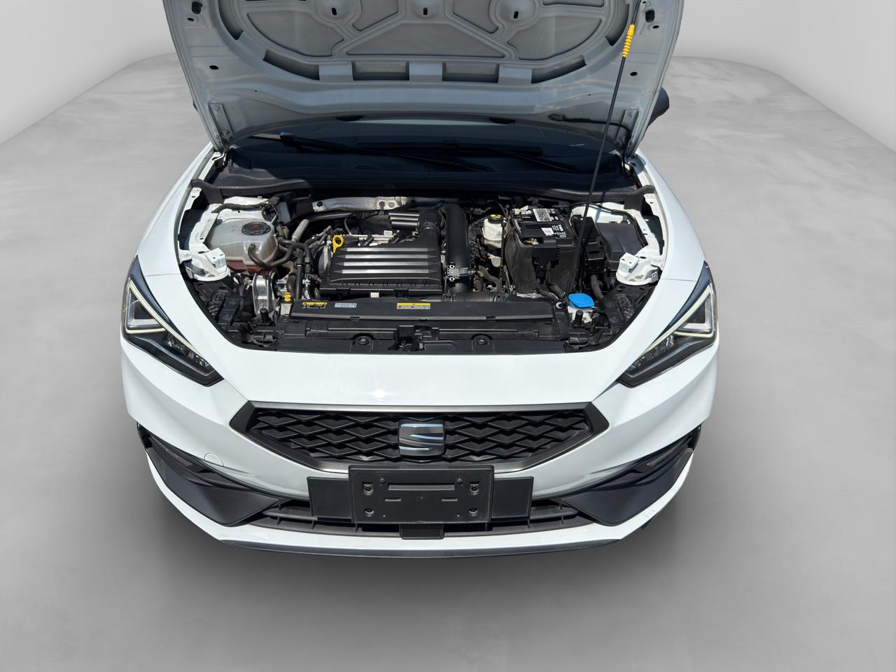 2022 Seat Leon 1.4 Style L4 150 HP At