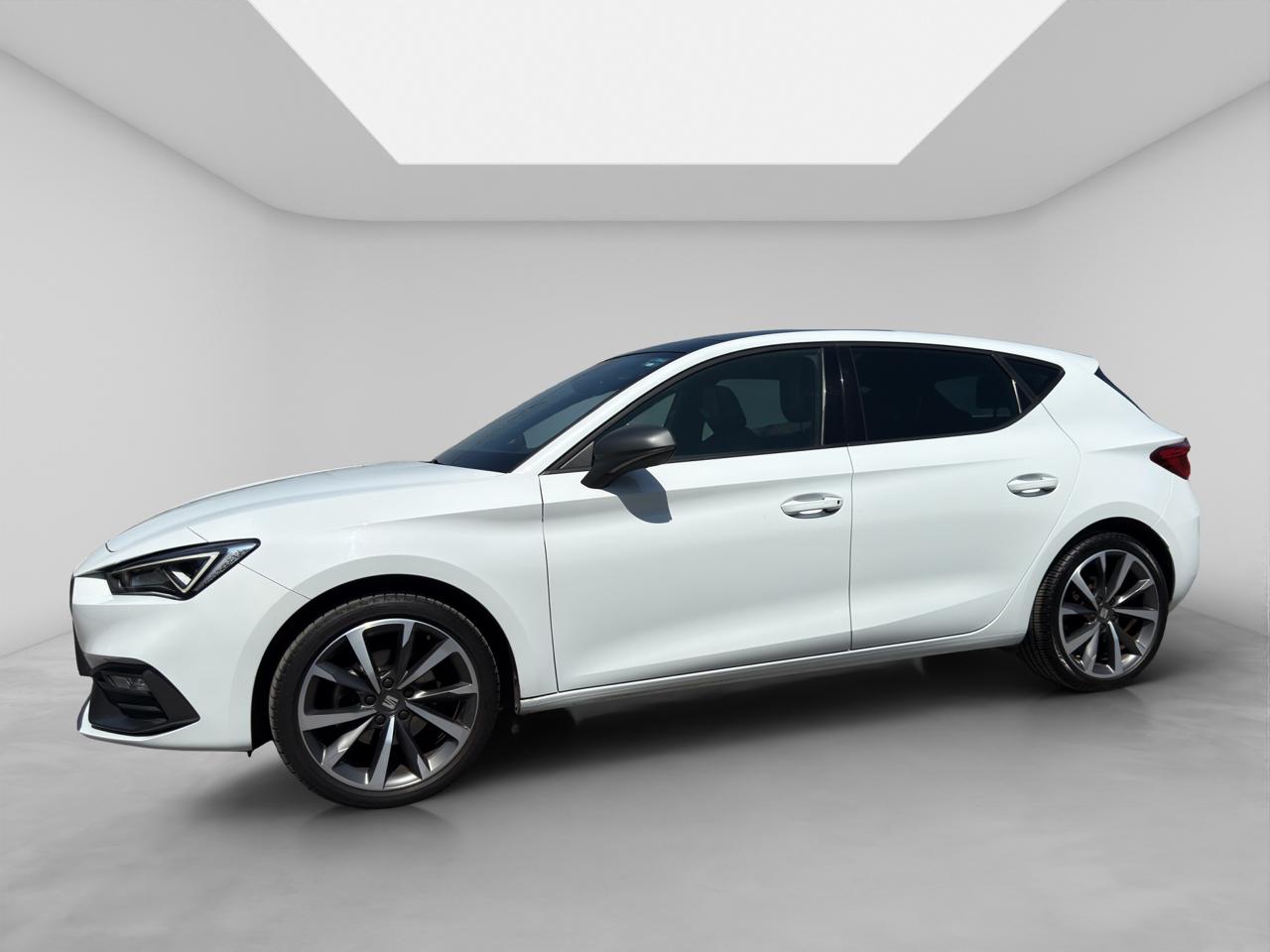 2022 Seat Leon 1.4 Style L4 150 HP At