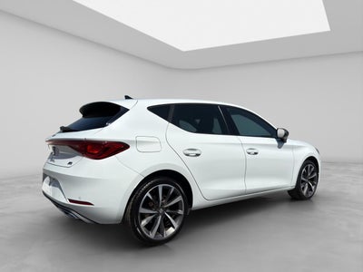 2022 Seat Leon 1.4 Style L4 150 HP At