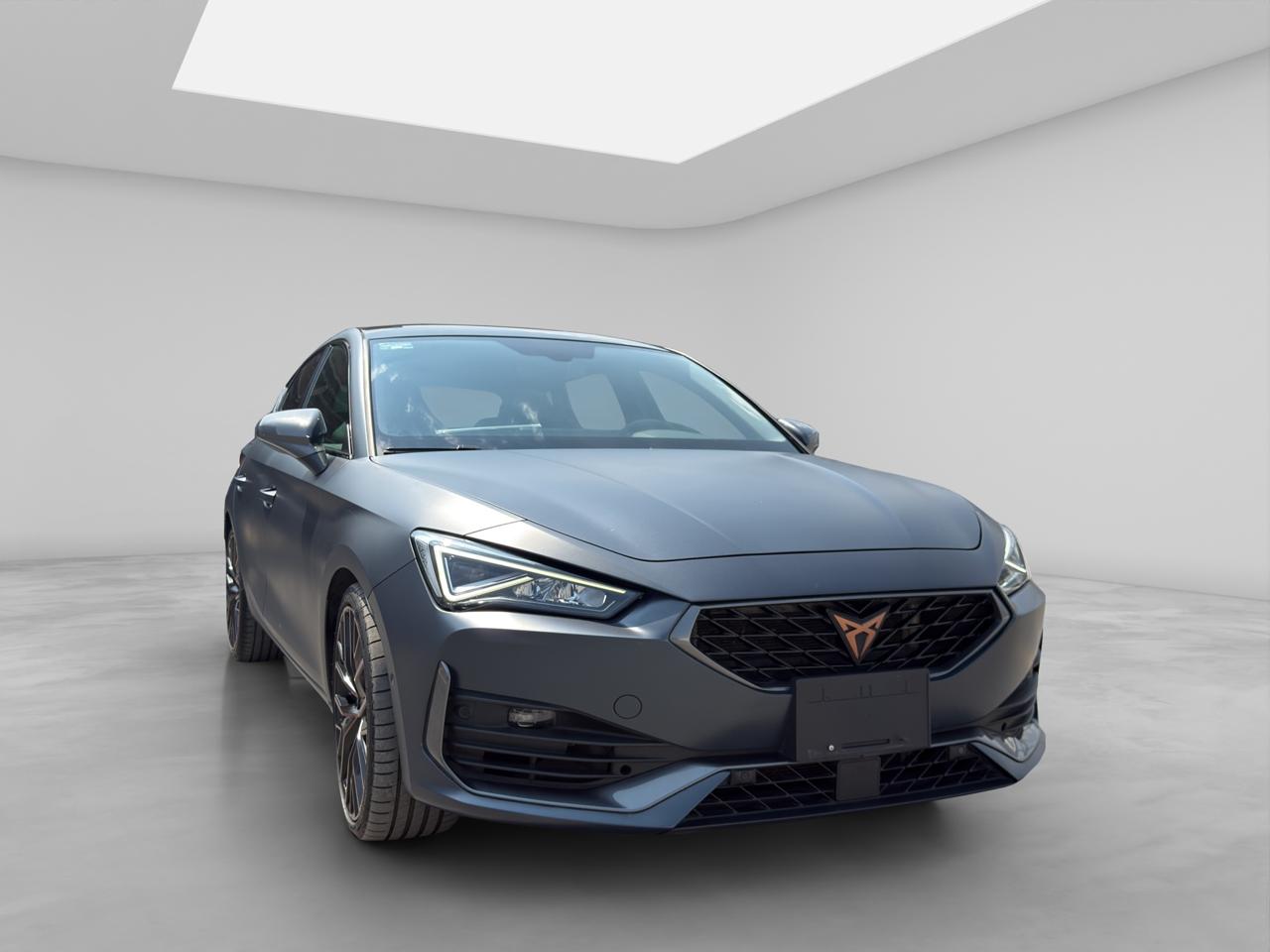 2023 Seat Leon cupra 300hp