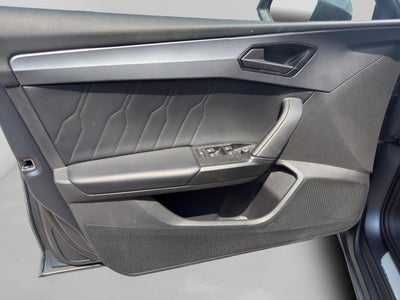 2023 Seat Leon cupra 300hp