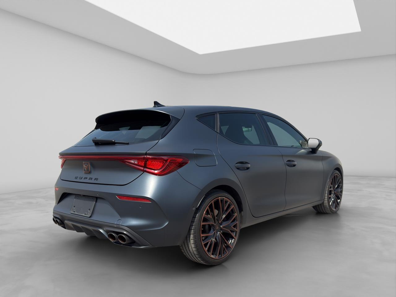 2023 Seat Leon cupra 300hp