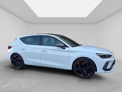 2025 Seat Leon cupra 300hp
