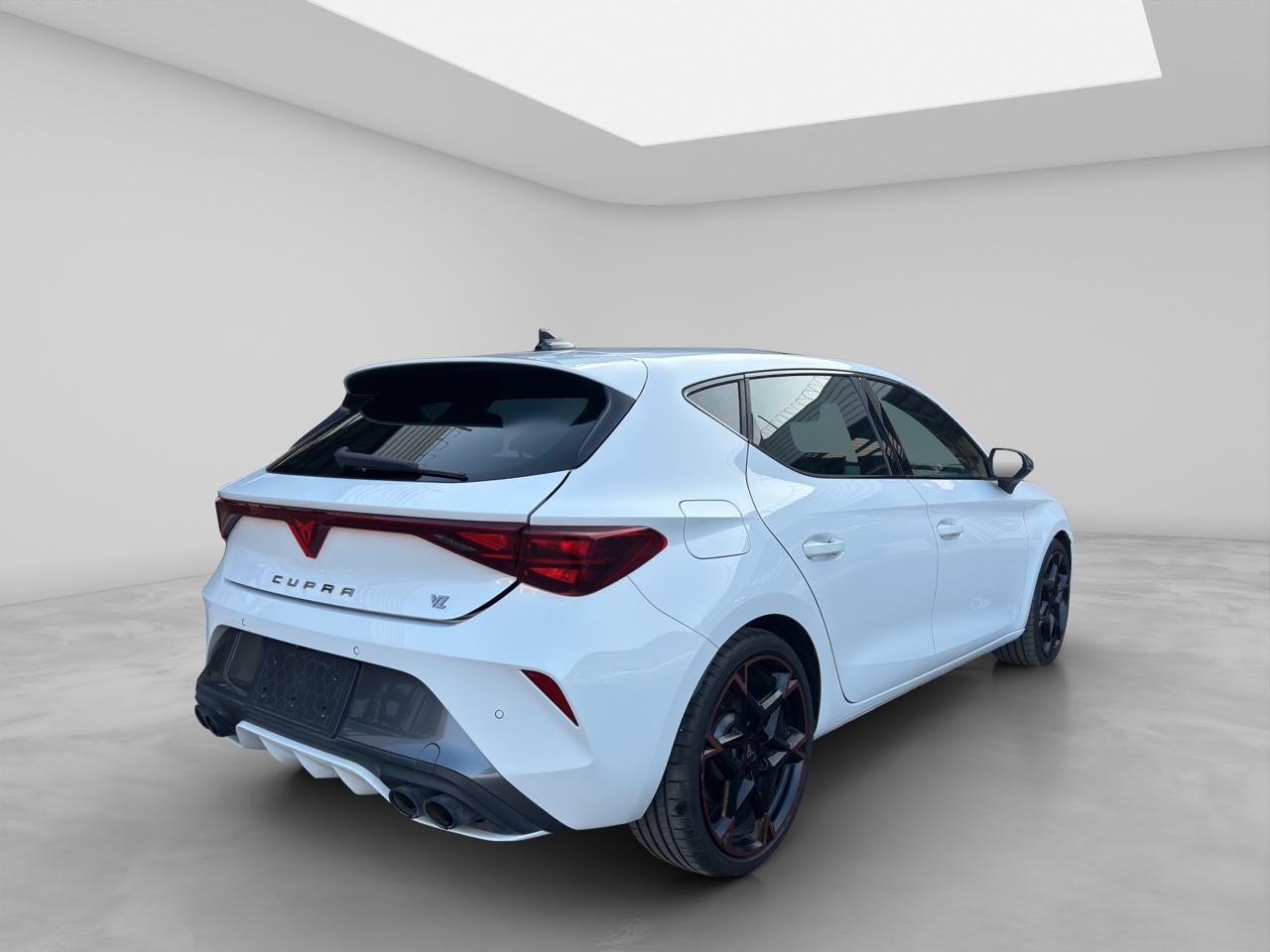 2025 Seat Leon cupra 300hp