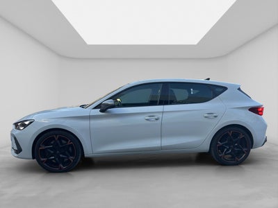 2025 Seat Leon cupra 300hp