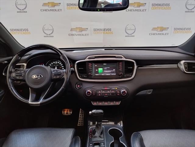 2017 Kia Sorento 3.3 V6 SXL Piel 7 Pasajeros AWD At