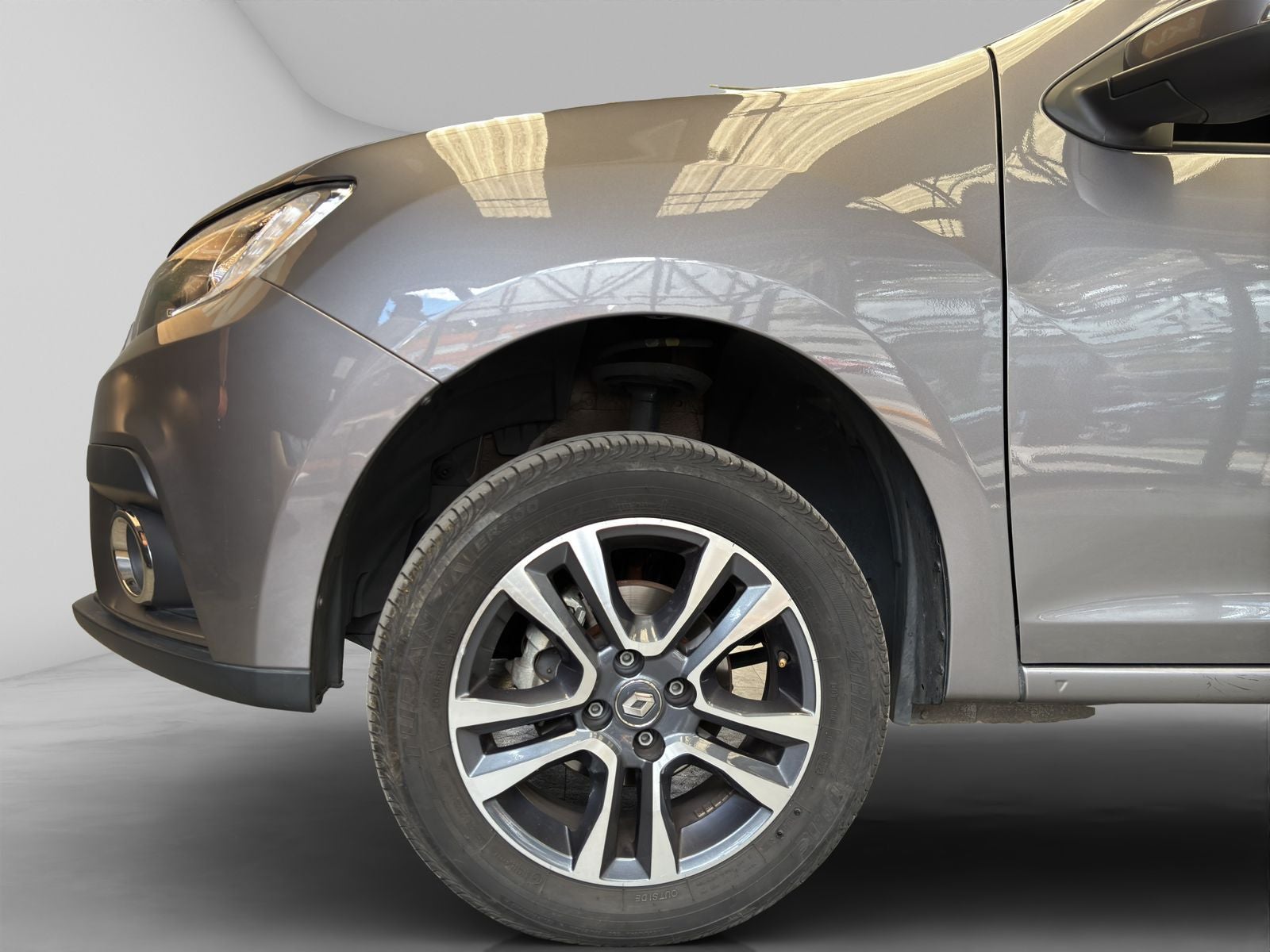 2023 Renault Logan 1.6 Intens Mt