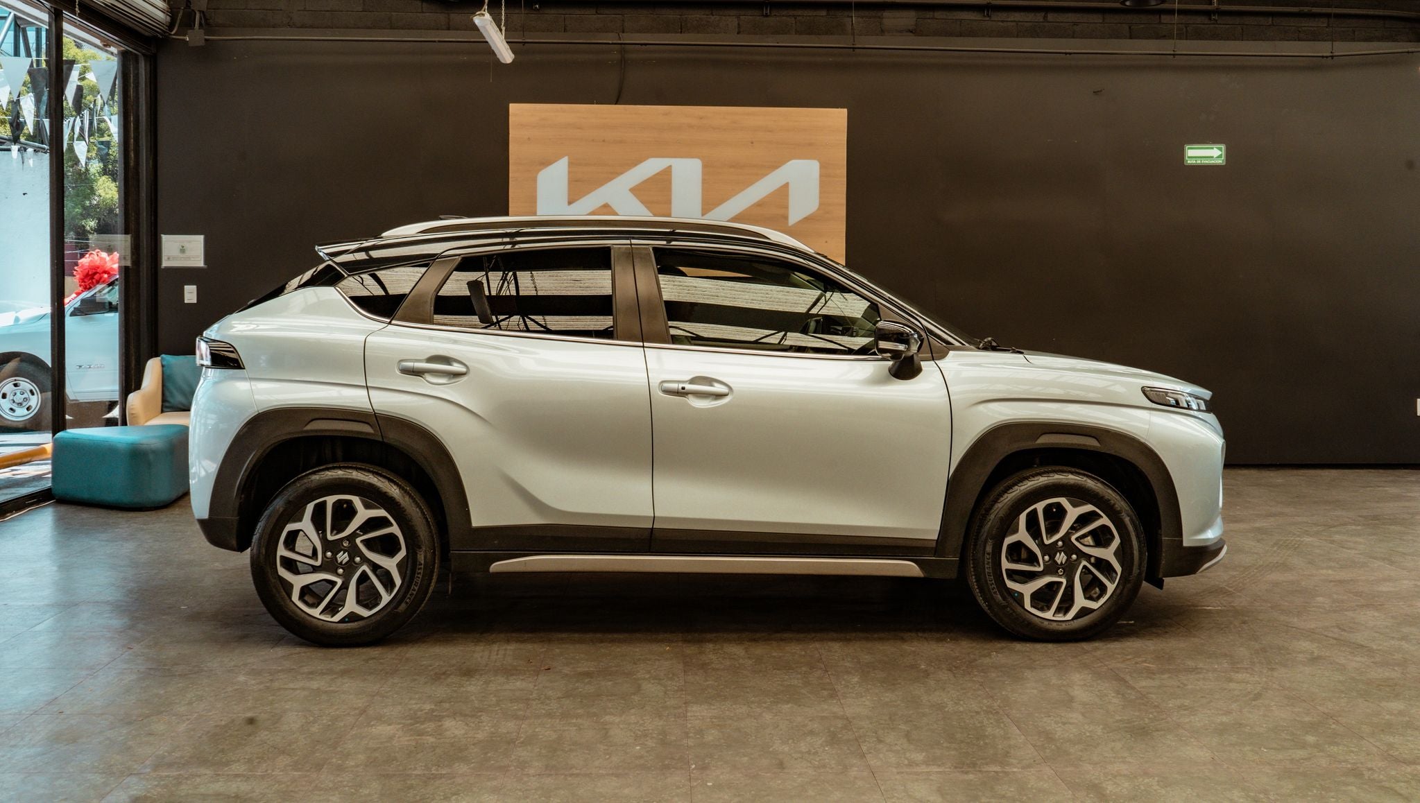 2025 Suzuki Fronx 1.5 Boostergreen Glx At